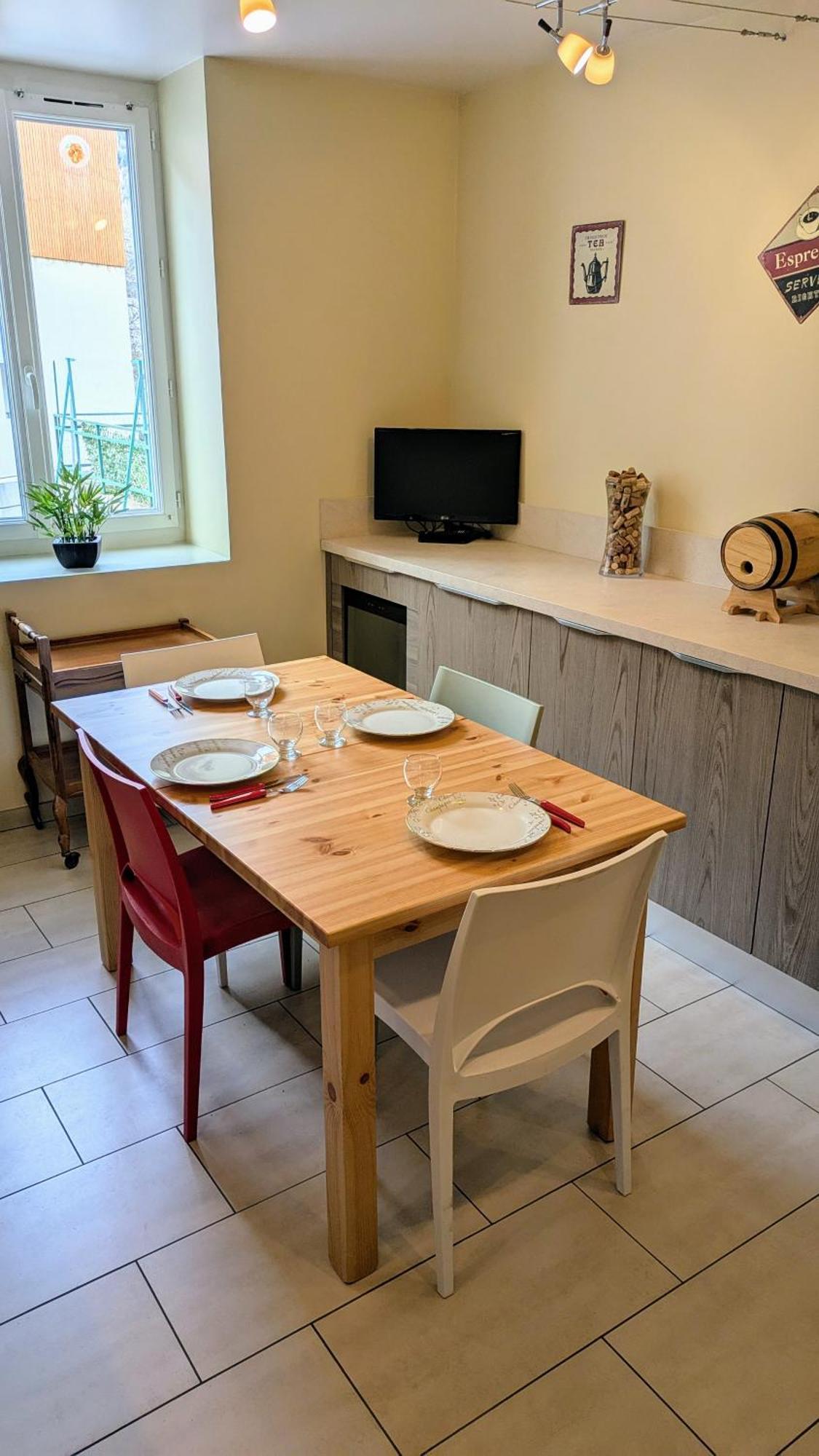 Apartment 6 Pers, Centre-ville- T3, 90m2