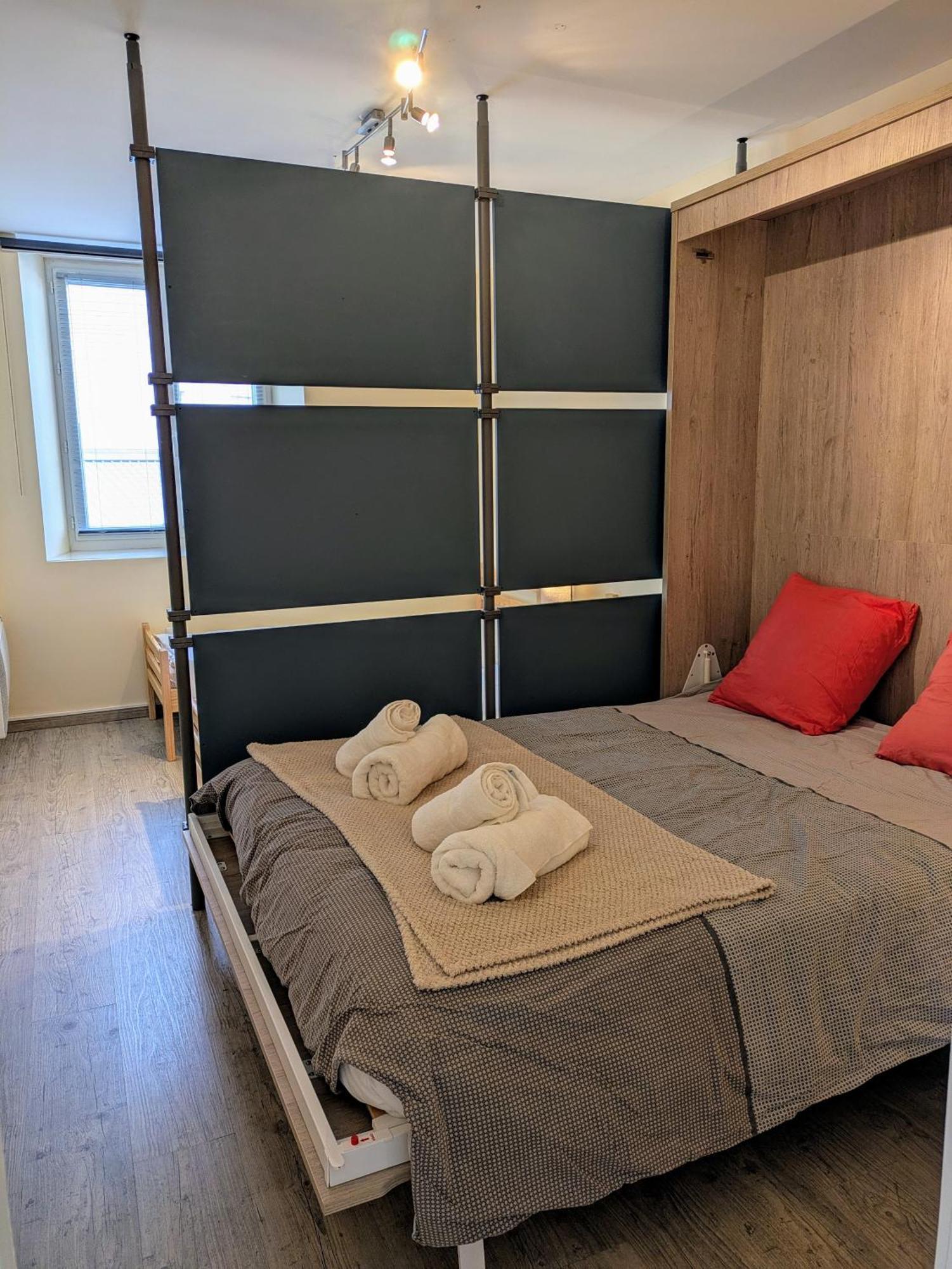 6 Pers, Centre-ville- T3, 90m2 Apartment *