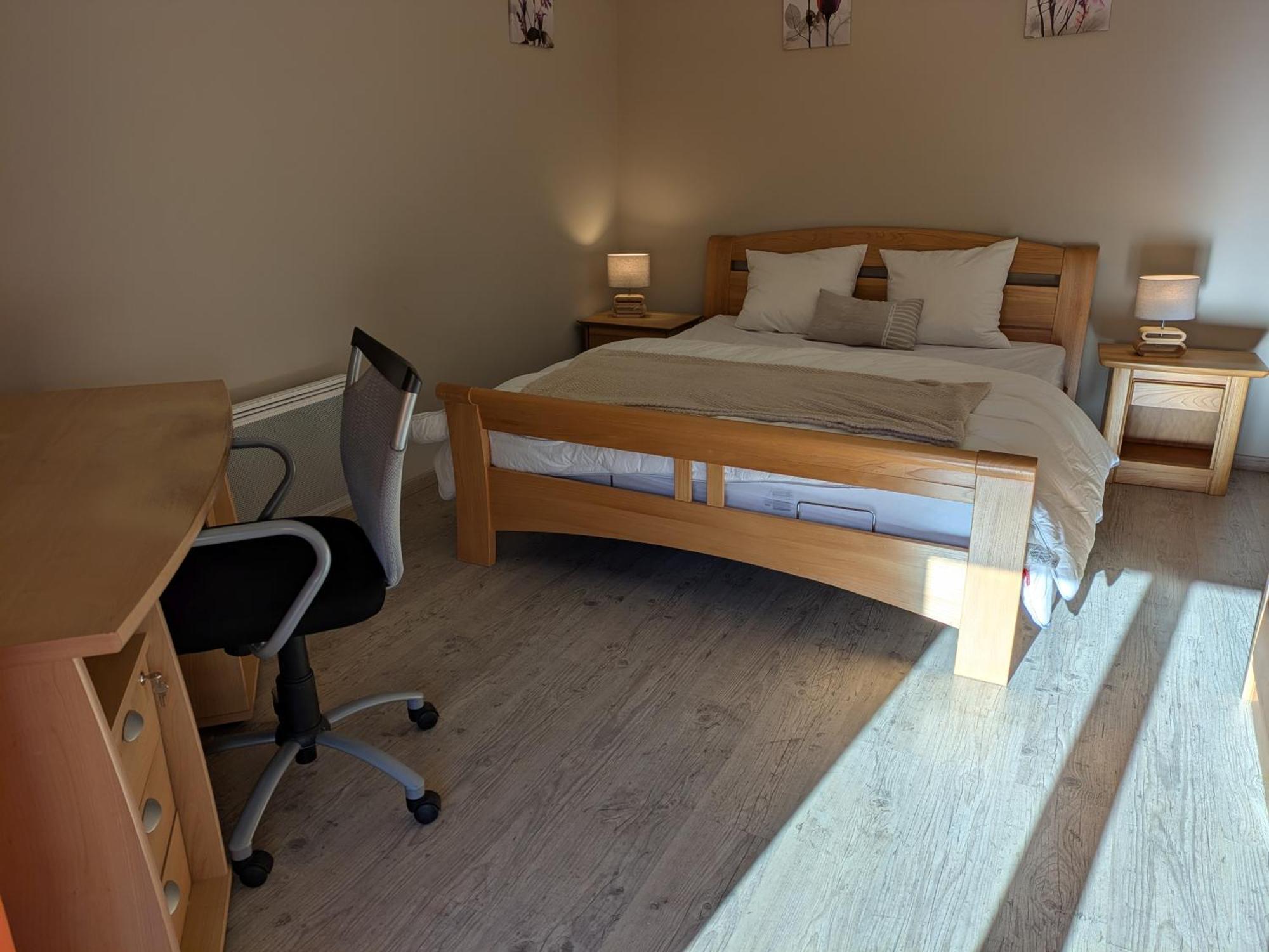 6 Pers, Centre-ville- T3, 90m2 Apartment